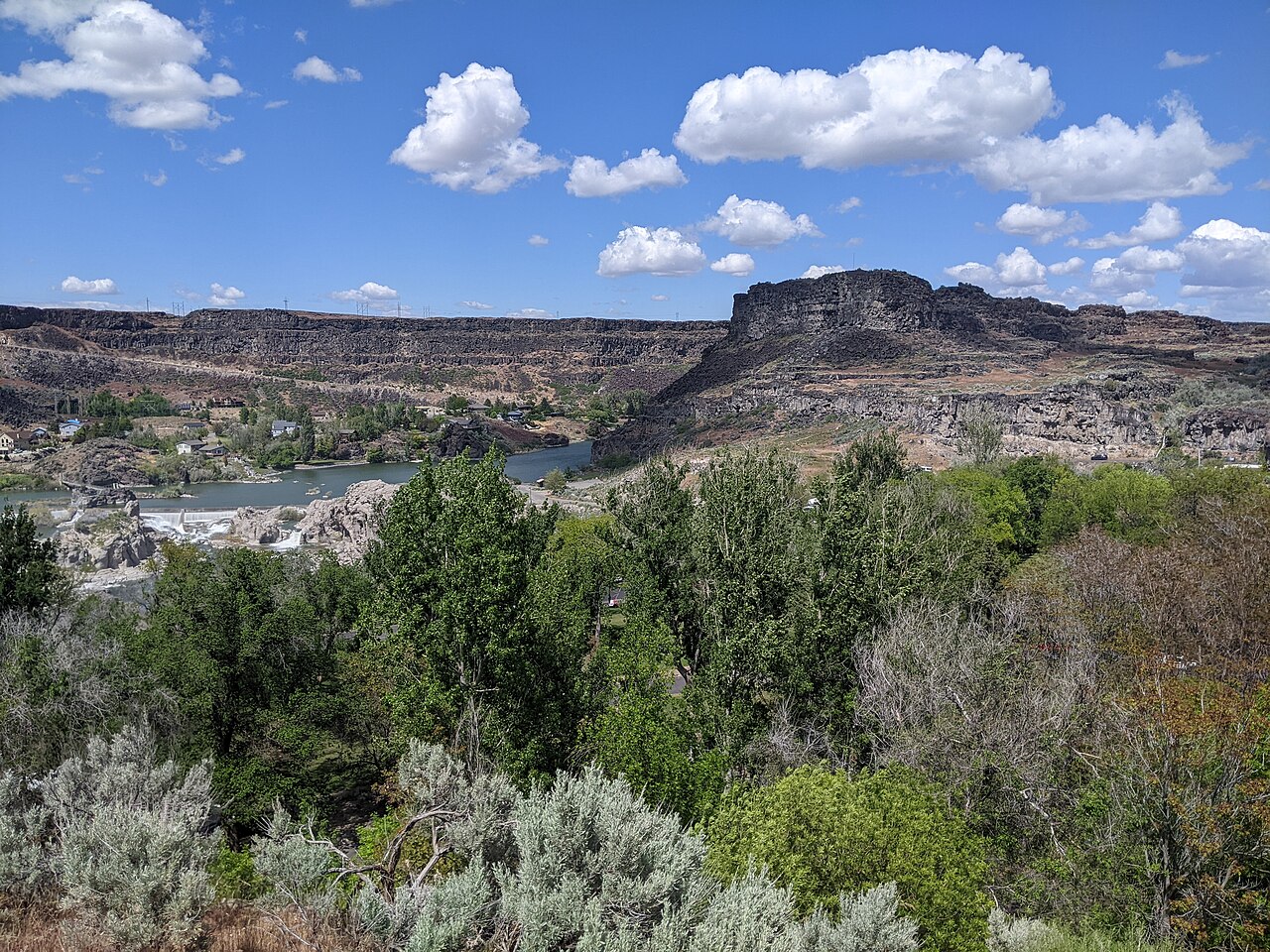 At a distance, Shoshone falls, Idaho 4
